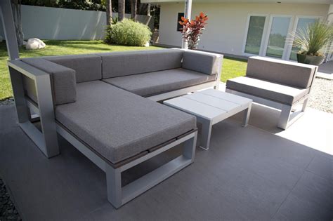 I used common 2x6 pine and 1x6 spruce to build this outdoor sofa to make 0:00 intro 0:17 building diy sofa frame 2:18 diy sofa leg assembly 3:28 mistakes when woodworking 5:00 assembling the diy sofa 6:08 chamfer on. Diy Sectional Sofa Frame Plans | Sofa Ideas