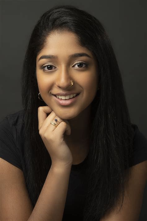 A newcomer to the entertainment industry, maitreyi makes her television debut in mindy kaling's new series, never have i ever. Maitreyi Ramakrishnan | Filmek, képek, díjak | Személyiség ...