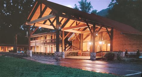 You can clarify the working hours of the indoor pool at the reception. 2550 Soco Rd, Maggie Valley, NC 28751 | LoopNet.com