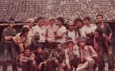 Apalagi kalo itu buatan, indonesia. Ultah ke-59, Ini Potret Pak Jokowi dari Remaja hingga Sekarang
