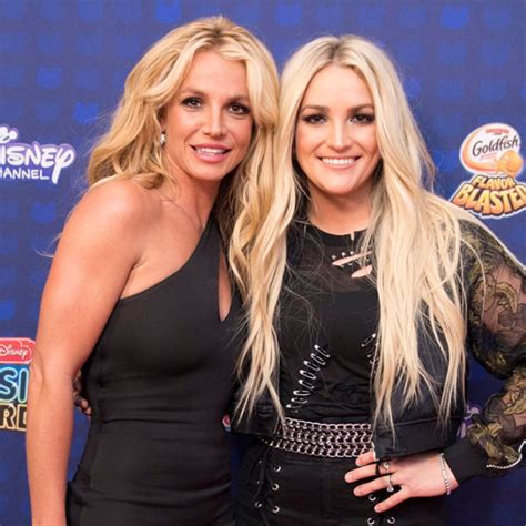 Daughter of jamie (a building contractor) and lynne (a teacher and personal manager) spears; Jamie Lynn Spears Warns Media to "Do Better" After Britney ...