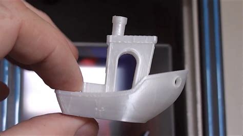 3d Benchy quality test from the creality cr10s - YouTube