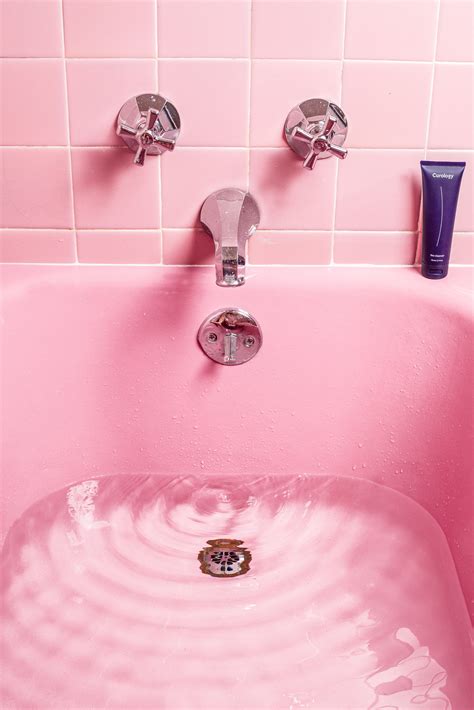 Find the perfect bathtub picture stock photos and editorial news pictures from getty images. 100+ Pink Pictures HQ | Download Free Images on Unsplash ...