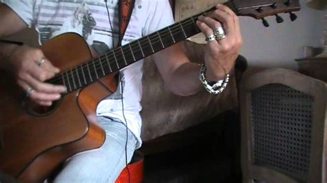 Want to learn the guitar ? Jessie J Price Tag on acoustic guitar - YouTube