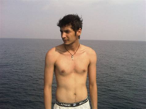 Christian sugiono #shirtless at labuan bajo @mrvvip @shirtlessboyid · 2019/8/7 (wed) 1 tweets. INDONESIA TV POLICE: Desember 2010