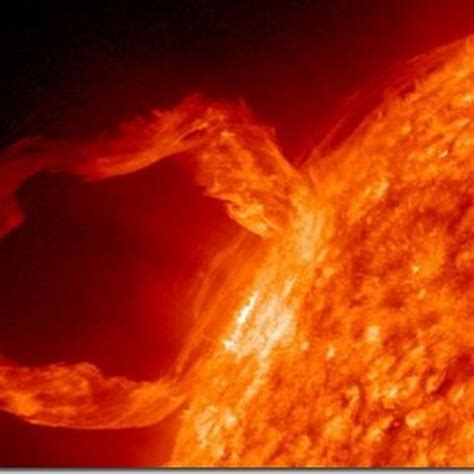 Descărcați imagini uimitoare gratuite despre explozie. Explozie Solara - Soarele se trezeste - Inedit