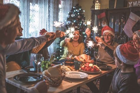 And in terms of a traditional christmas day dinner in germany, there's an awful lot of it to get through. German Christmas Dinner Table : 10 German Christmas ...