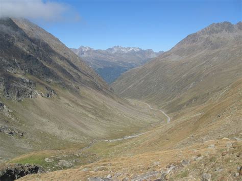 Finden sie die am besten bewerteten touren und aktivitäten in ötztal für 2021. 2011 Timmelsjoch Ötztal in Blickrichtung Österreich auf ca ...