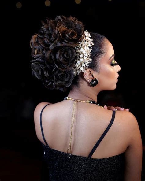 Bun hairstyles are always in the top of the hairstyles ideas. Stunning bridal bun hairstyles for reception - Simple Craft Ideas