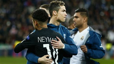 Ronaldo has been linked with a move away from juventus this summer following the team's and it seems psg have now cooled their interest as they try to finalise a deal for messi as the ligue 1 giants. Le PSG sur Ronaldo pour se venger du Real Madrid