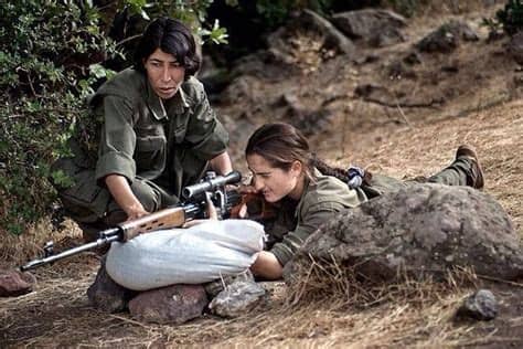 Highlights från superettans elfte omgång mellan dalkurd ff och norrby if. kurdish girl pkk | Peshmerga women | Pinterest | Girls and ...