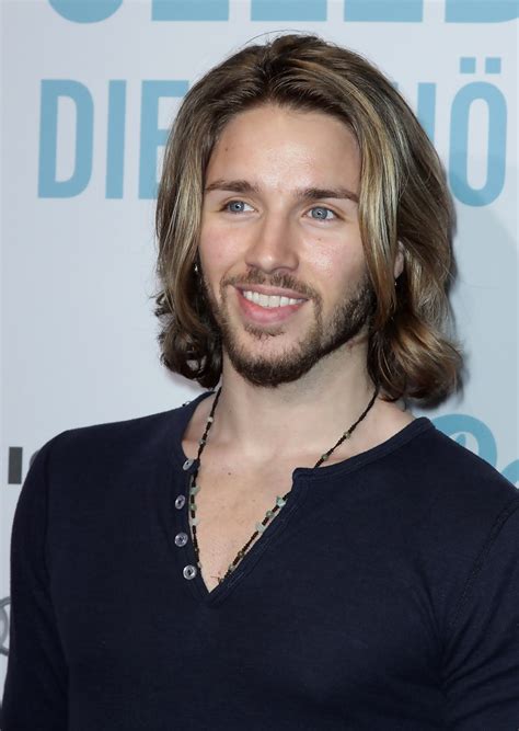 Gil ofarim is a 38 year old german musician born on 13th august, 1982 in munich. Gil Ofarim - Zimbio