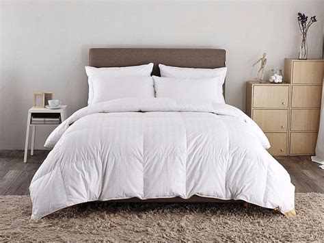 This is the best comforter i've had in a long. The best comforters for your bed | White down comforter ...