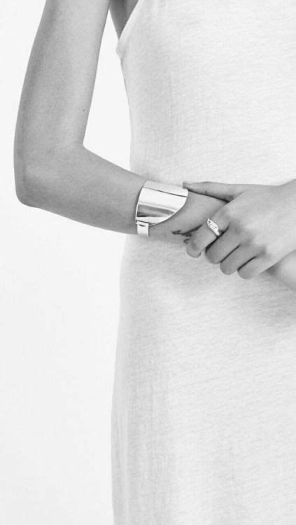 Pin by November Rose on Chic Minimal Style | Minimal ...