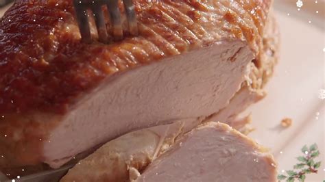 This is such a delicious way to roast turkey breast. Youtube How To Cook A Boned And Rolled Turkey / How To ...