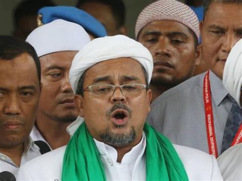 Negosiasi rumit di balik upaya pemulangan rizieq shihab ke tanah air. Mahfud Md: Baasyir, Bahar Smith, Rizieq Shihab Salah ...