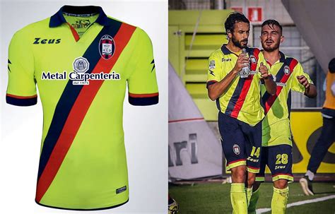 Crotone risultati in diretta (e live video streaming online) in tempo reale, calendario e risultati di tutti i tornei di calcio che il crotone ha giocato. Maglie Crotone 2015-2016, l'ascesa verso la Serie A