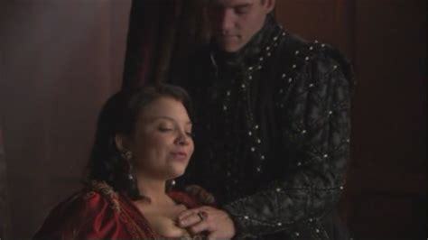 My mom was watching that i always thought was a crappy show but maybe i was wrong haha at least for these kind of plots i was The Tudors 1x08 - Natalie Dormer Image (27341048) - Fanpop