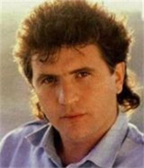 Balavoine — daniel balavoine daniel balavoine daniel balavoine en 1985 alias bala naissance balavoine sur scène — album par daniel balavoine sortie septembre 1981 enregistrement mars. BALAVOINE Daniel - Tombes Sépultures dans les cimetières ...