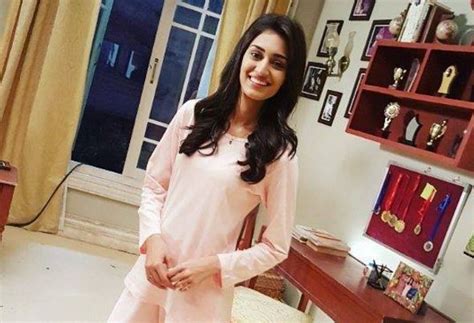 The tv stars took to social media to share a cute video to announce 'krpkab' season 3. 'Kuch Rang Pyar Ke Aise Bhi' actress Erica Fernandes aka ...