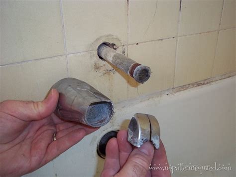 Once the brass adapter is secured to the pipe the tub spout is threaded onto the adapter. How to remove bathtub spout ONETTECHNOLOGIESINDIA.COM