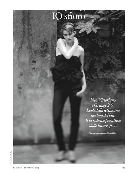 When did peter de vries write new faces? ragazza, ragazzo: benthe de vries and sasha by michael ...