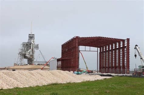 Check spelling or type a new query. SpaceX is deep into construction of a new horizontal ...
