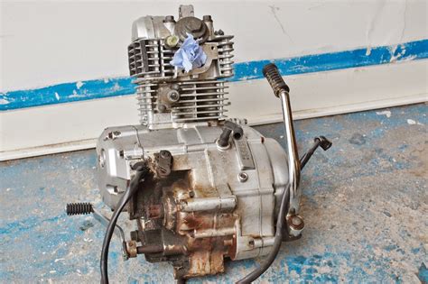 I use either of the below it depends on which i have in my workshop at the time but i have used and been very impressed with both. Yamaha YBR 125 Owner Blog : Yamaha YBR 125 Engine Rebuild ...