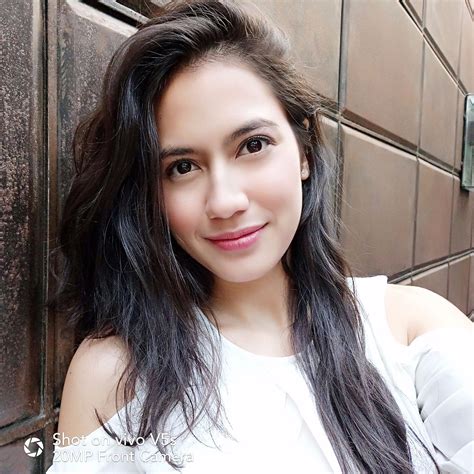 Her birthday, what she did before fame, her family life, fun trivia facts, popularity rankings, and more. Pevita Pearce (Dengan gambar) | Rambut dan kecantikan ...