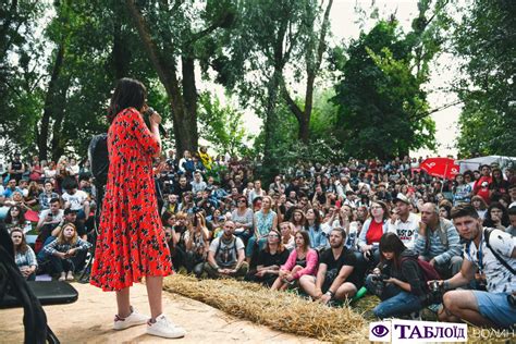 Яніна соколова, алла мазур і майкл дуглас: «Я без трусиків»: на «Бандерштаті» виступила Яніна Соколова