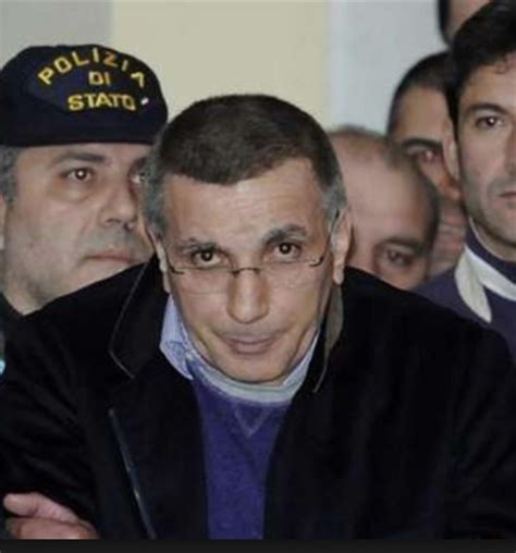 Il fratello del capoclan michele zagaria, nel 2001 aveva sposato francesca linetti figliastra del costruttore parmigiano aldo bazzini. Michele zagaria - Dago fotogallery