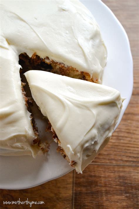 Combine all the ingredients for the while the buns are baking, make the icing. Cinnamon Rolls With Cream Cheese Icing Without Powdered ...