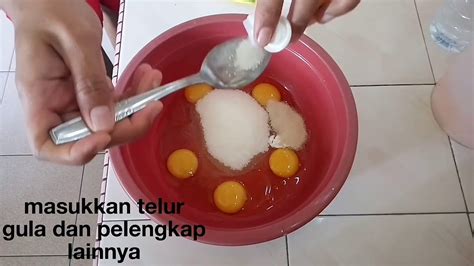 Anda bebas berkreasi membuat pola sendiri, atau meniru dari pola yang sudah ada. Cara membuat kue kek yang empuk dan enak - YouTube