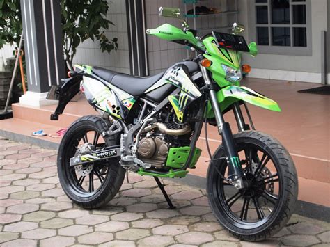 Modifikasi klx supermoto sultan pln part #1 подробнее. Klx 150 Modif Supermoto - Pecinta Dunia Otomotif