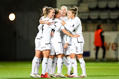 Puan durumu sayfasında i̇sveç damallsvenskan takımlarının puan tablosundaki sıralamalarını, puanlarını, oynadıkları maç sayısını, attıkları ve. The turnaround - Kopparbergs/Göteborg FC will play in the ...