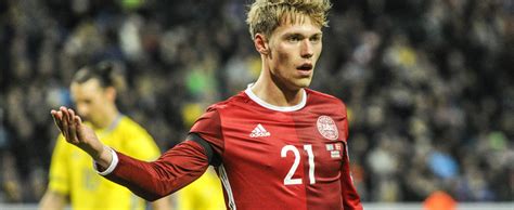 Последние твиты от viktor fischer (@viktor7fischer). Buhlt Mainz um Viktor Fischer?