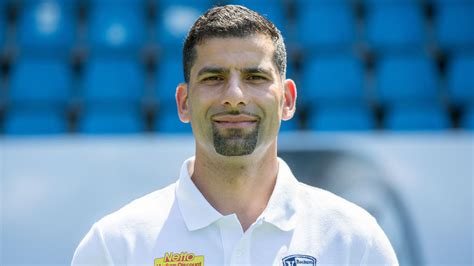Schalkes neuer trainer betonte, er habe riesige lust auf diese aufgabe. SV Darmstadt 98 bestätigt Dimitrios Grammozis als neuen ...