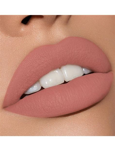 Made with a nourishing, moisturizing blend of butters, burt's bees matte stick creates a soft, matte look. Pin on Makeup