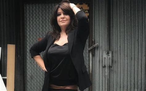 Mientras angel de brito negativizó su covid y ya puede volver al país, andrea taboada confirmó en este jueves que está contagiada de coronavirus. El complejo de Andrea Taboada por tener demasiadas lolas: "Pensé en sacarme, pero…" - Revista ...