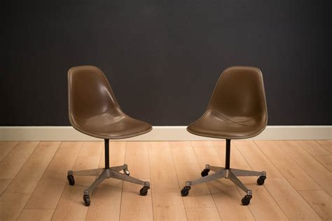 Pair of eames fiberglass chairs by herman miller. Pair of Vintage Herman Miller Padded Fiberglass Swivel ...