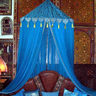 Discover the best designs of 2021 here and create the perfect place for relaxing. Blue and Green Bedroom Colors, Moroccan Bedroom Decorating