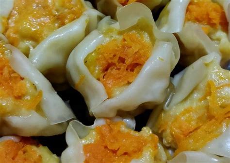 Berikut bahan dan cara membuat sambal kacang: Resep Siomay Mudah Praktis / Cara Membuat Siomay Ikan ...