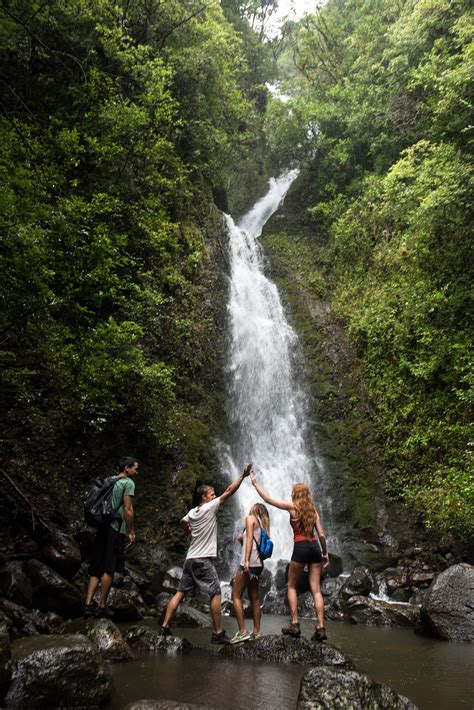 This opens in a new window. 10 Secret Swimming Holes From Bermuda To California | LATF USA