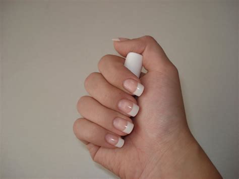 Extrémně stabilní receptura zaručuje silnou přilnavost produktu s nehtovou ploténkou. Nálepky Na Nehty Essence - Essence Nalepky Na Nehty Nail Art Sticker 03 Good Girl Zbozi Cz ...