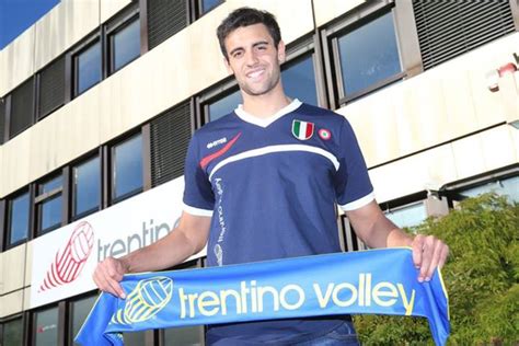 Together with de cecco and conte, sebastian sole is one of argentina's most experienced players. sebastian sole - Volleywood