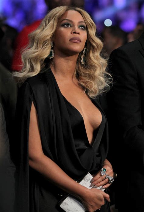 Make social videos in an instant: Beyonce braless pics | The Fappening. 2014-2020 celebrity ...