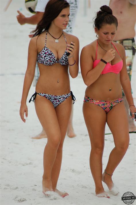 I edited my cat head i did awhile ago and made it have extensions bodies are cc :3. Two Hot Girls on Beach - Voyeur Videos