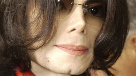 See more ideas about michael jackson, jackson, michael. Nicht mal Ex durfte Michael Jackson ungeschminkt sehen ...