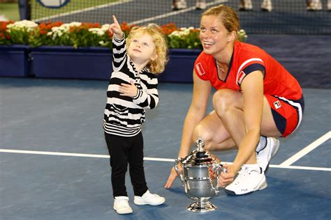 Hoog tijd om de mening van mama in te roepen, vond elke clijsters. Kim Clijsters battuta. Ma fa ancora paura...