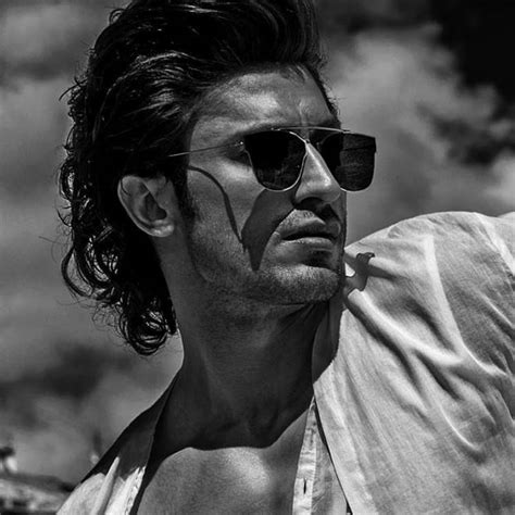 Action star vidyut jamwal began shooting for his upcoming film 'commando 2', which is a sequel to the one released in the year 2013. Vidyut Jammwal Photos HD: Latest Images, Pictures ...